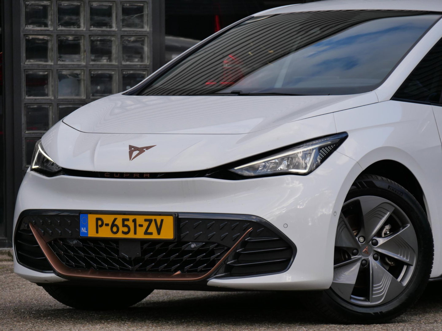 CUPRA Born 62kWh BUSINESS PLUS/ CAMERA/ PDC V+A/ NL-AUTO/ SOH 94%