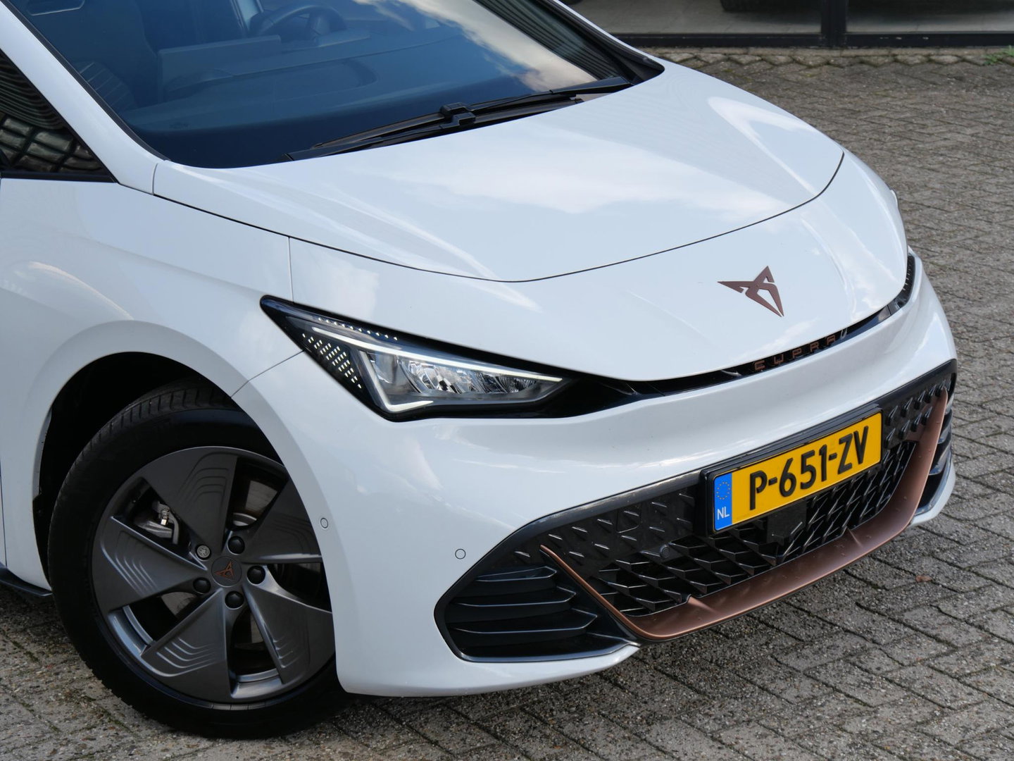 CUPRA Born 62kWh BUSINESS PLUS/ CAMERA/ PDC V+A/ NL-AUTO/ SOH 94%