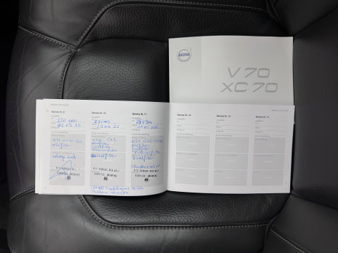 Volvo V70 2.0 D4 Momentum Aut. *LEATHER | XENON | HEATED-COMFORTSEATS | NAVI-FULLMAP | ECC | PDC | CRUISE | 17''ALU*