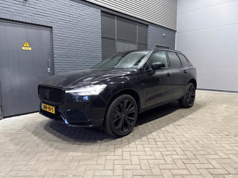 Volvo XC60 T8 Ultra Black Edition | Luchtvering | Bowers&Wilkins | Panoramadak | 360° Camera | Massage+Ventilatie | Head-Up | Trekhaak | BLIS | 21 Inch