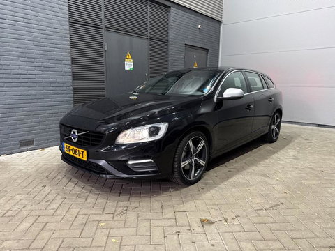 Volvo V60 T4 Business Sport R-Design | ACC | BLIS | Adaptieve Xenon | Stoelverwarming | Navigatie | 18 Inch