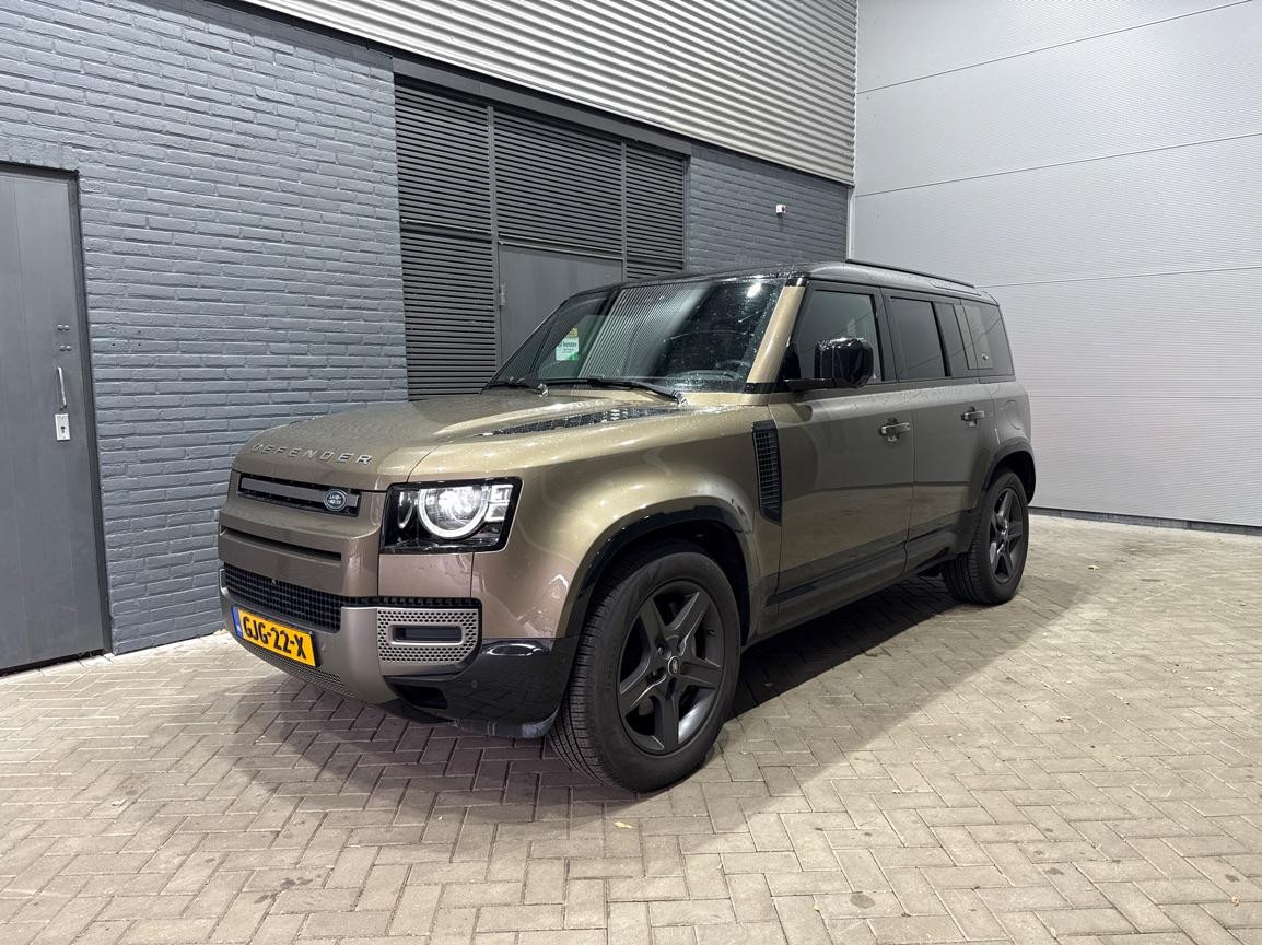Land Rover Defender 110 P400e X-Dynamic SE | Panoramadak | Trekhaak | Luchtvering | 360° Camera | Meridian | Stoel+Stuurverwarming | BLIS | ACC