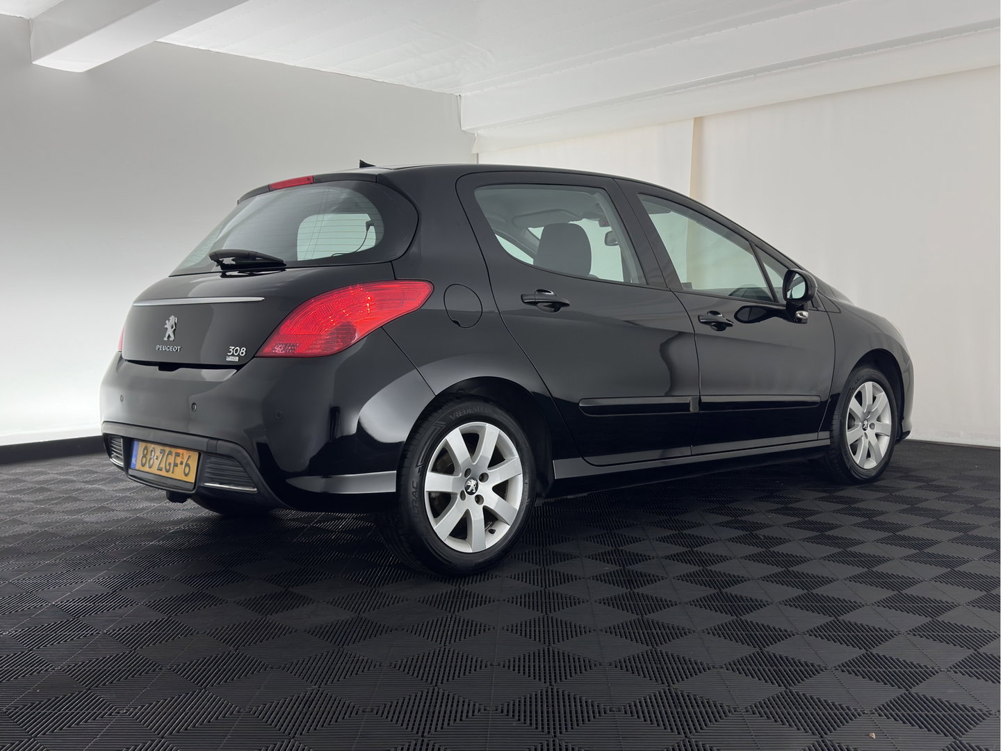Peugeot 308 1.6 e-HDi Active *NAVI-FULLMAP | COMFORT-SEATS | ECC | PDC | CRUISE | 16''ALU | TOWBAR*