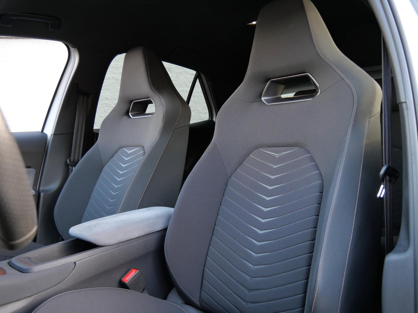 CUPRA Born 62kWh BUSINESS PLUS/ CAMERA/ PDC V+A/ NL-AUTO/ SOH 94%