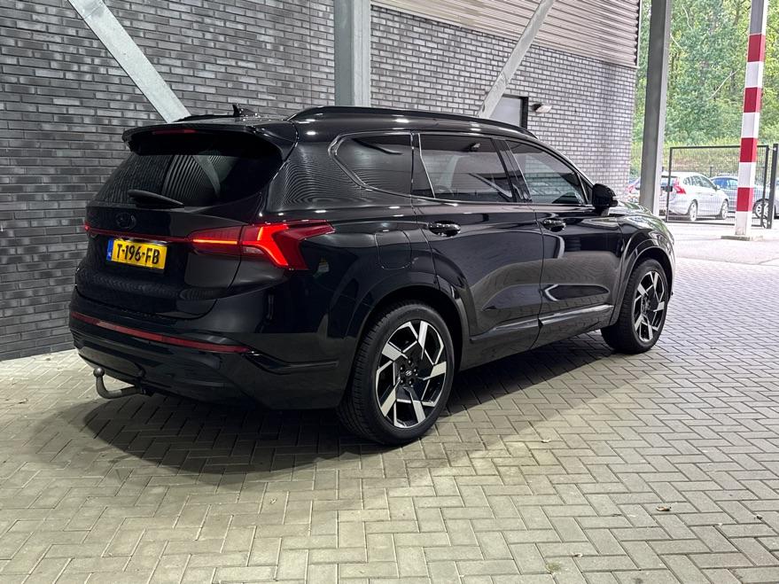 Hyundai Santa Fe 1.6 T-GDI PHEV Premium Plus Sky 7p. | Panoramadak | Stoelventilatie | Head-Up | 360° Camera | Trekhaak | Stoel+stuurverwarming | 20 Inch