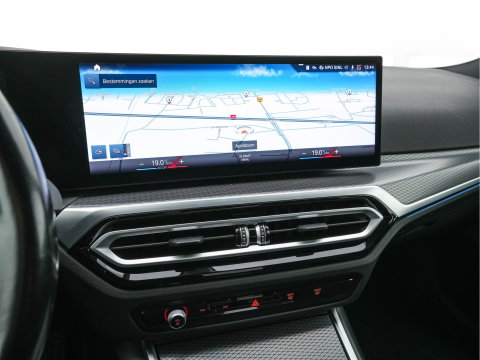 BMW 3-serie 320e M-Sportpack (Plug-in) (INCL.BTW) *LEATHER-MICROFIBRE | FULL-LED | SPORTSEATS | WIDESCREEN-DIGI-COCKPIT | AMBIENT-LIGHT | DAB+ | PRIVACY-GLASS | NAVI-FULLMAP | ECC | PDC | 18''ALU*
