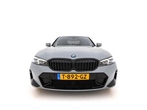 BMW 3-serie 320e M-Sportpack (Plug-in) (INCL.BTW) *LEATHER-MICROFIBRE | FULL-LED | SPORTSEATS | WIDESCREEN-DIGI-COCKPIT | AMBIENT-LIGHT | DAB+ | PRIVACY-GLASS | NAVI-FULLMAP | ECC | PDC | 18''ALU*