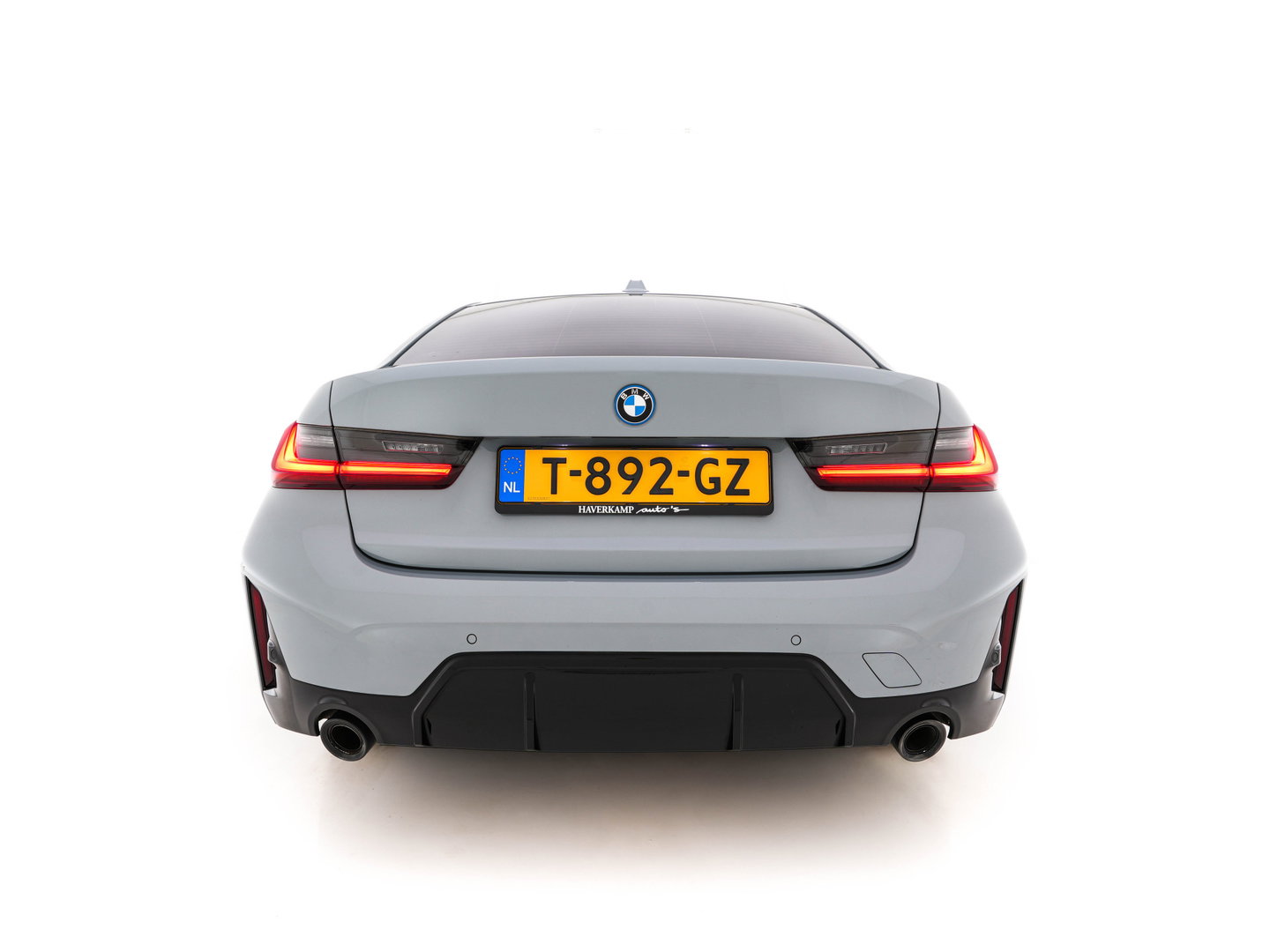 BMW 3-serie 320e M-Sportpack (Plug-in) (INCL.BTW) *LEATHER-MICROFIBRE | FULL-LED | SPORTSEATS | WIDESCREEN-DIGI-COCKPIT | AMBIENT-LIGHT | DAB+ | PRIVACY-GLASS | NAVI-FULLMAP | ECC | PDC | 18''ALU*