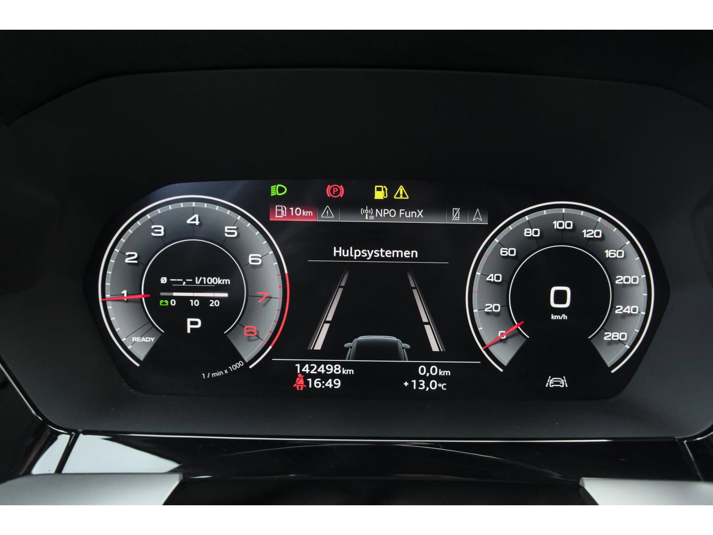 Audi A3 Sportback 35 TFSI 150pk S-line Carplay Virtual cockpit Sportstoelen Matrix 19" LMV S3 Black pack