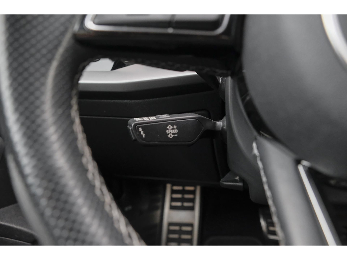 Audi A3 Sportback 35 TFSI 150pk S-line Carplay Virtual cockpit Sportstoelen Matrix 19" LMV S3 Black pack