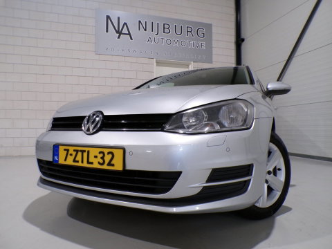 Volkswagen Golf Variant 1.2 TSI Comfortline Trekhaak Stoelverwarming Parkeersensoren Navigatie Bluetooth Cruise-control Garantie