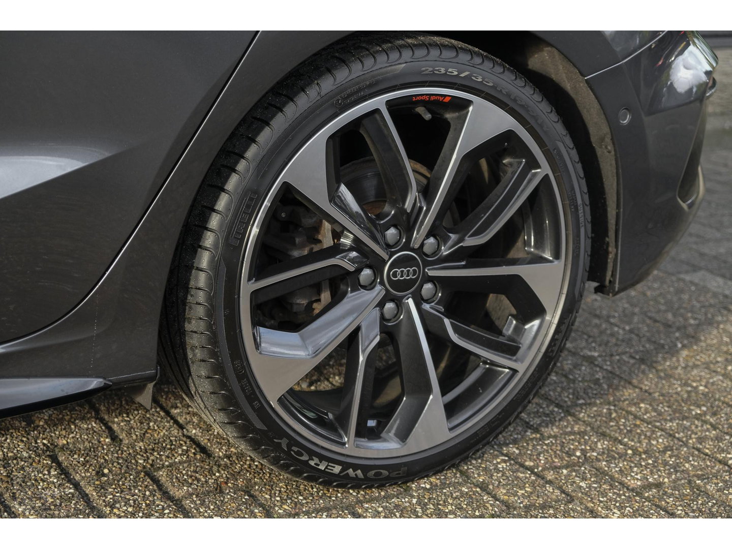 Audi A3 Sportback 35 TFSI 150pk S-line Carplay Virtual cockpit Sportstoelen Matrix 19" LMV S3 Black pack