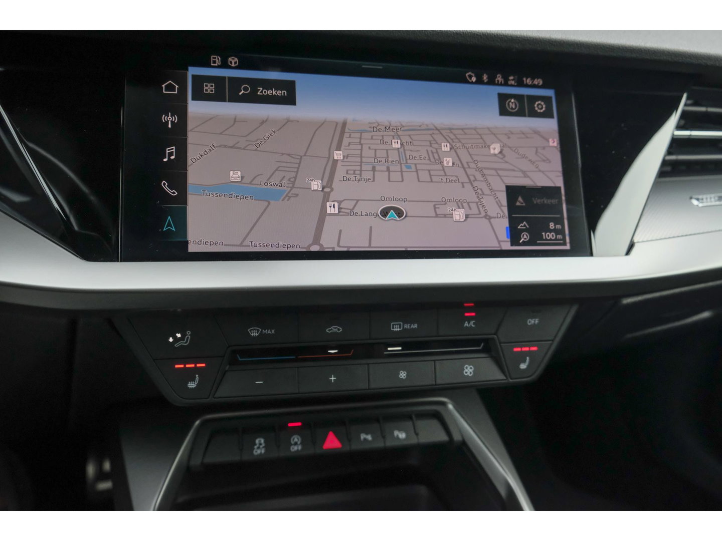 Audi A3 Sportback 35 TFSI 150pk S-line Carplay Virtual cockpit Sportstoelen Matrix 19" LMV S3 Black pack