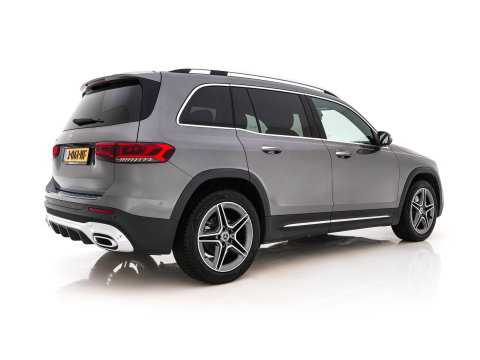 Mercedes-Benz GLB 200 Premium (INCL.BTW) Aut. *LEATHER-MICROFIBRE | FULL-LED | BLIND-SPOT | AMBIENT-LIGHT | WIDE-SCREEN-DIGICOCKPIT | HEATED-SPORTSEATS | CAMERA | KEYLESS | NAVI-FULLMAP | DAB+ | PRIVACY-GLASS | PDC | CRUI