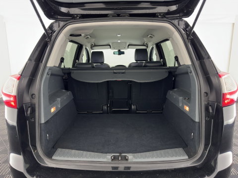 Ford Grand C-Max 2.0 TDCi Titanium Aut. *LEATHER | KEYLESS | HEATED-COMFORTSEATS | PRIVACY-GLASS | ECC | TOWBAR | 17"ALU*