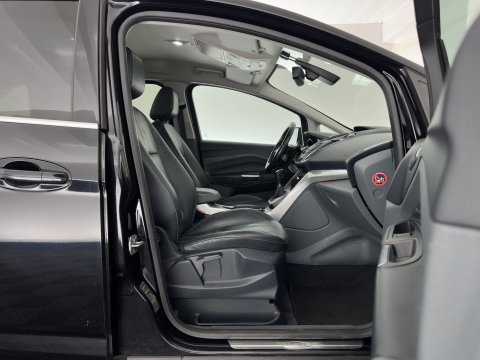 Ford Grand C-Max 2.0 TDCi Titanium Aut. *LEATHER | KEYLESS | HEATED-COMFORTSEATS | PRIVACY-GLASS | ECC | TOWBAR | 17"ALU*