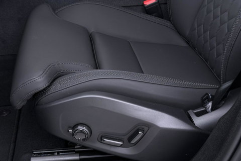 Volvo XC60 T8 Plus Dark | FACELIFT | ACC | Panoramadak | Head-Up | Harman/Kardon | 360° Camera | BLIS