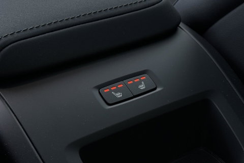 Volvo XC60 T8 Plus Dark | FACELIFT | ACC | Panoramadak | Head-Up | Harman/Kardon | 360° Camera | BLIS