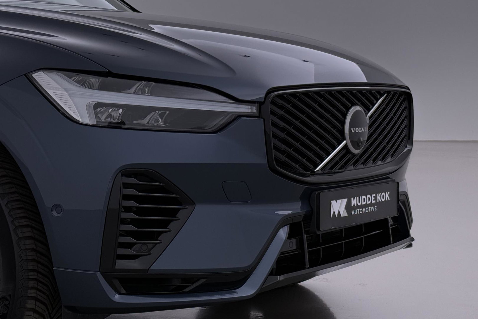 Volvo XC60 T8 Plus Dark | FACELIFT | ACC | Panoramadak | Head-Up | Harman/Kardon | 360° Camera | BLIS