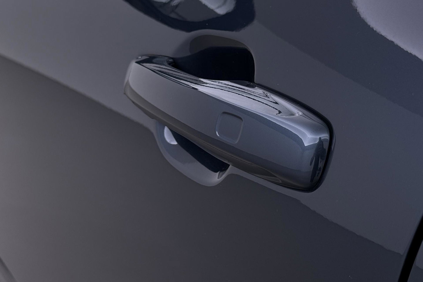 Volvo XC60 T8 Plus Dark | FACELIFT | ACC | Panoramadak | Head-Up | Harman/Kardon | 360° Camera | BLIS