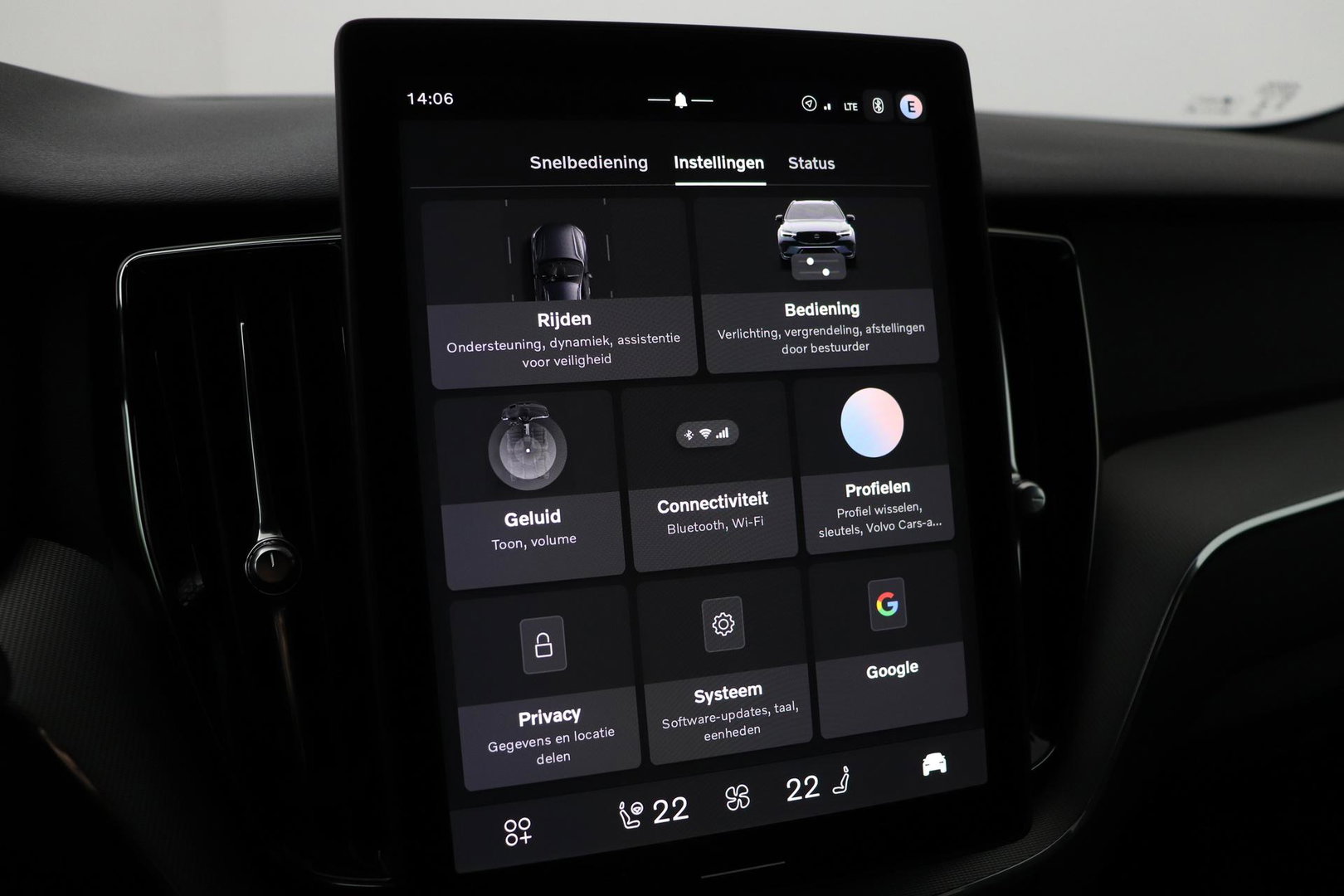Volvo XC60 T8 Plus Black Edition | Harman/Kardon | ACC | 360° Camera | BLIS | Stoel+Stuurverwarming | Keyless | 21 Inch