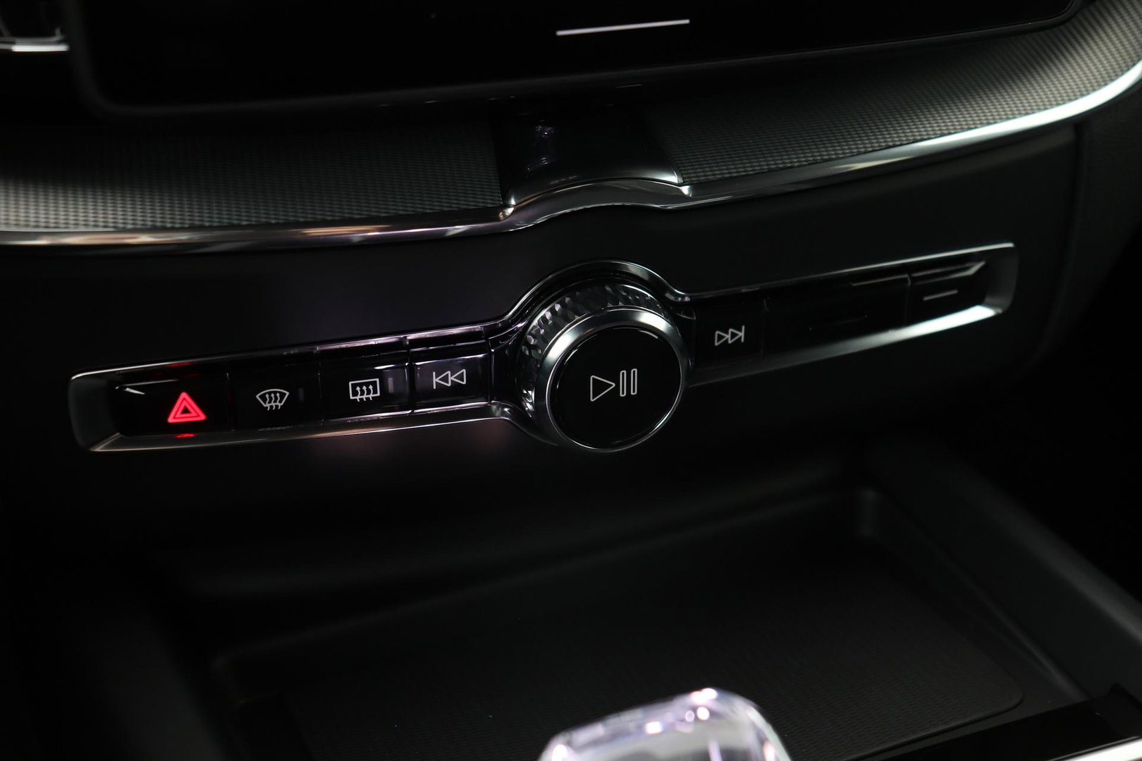 Volvo XC60 T8 Plus Black Edition | Harman/Kardon | ACC | 360° Camera | BLIS | Stoel+Stuurverwarming | Keyless | 21 Inch