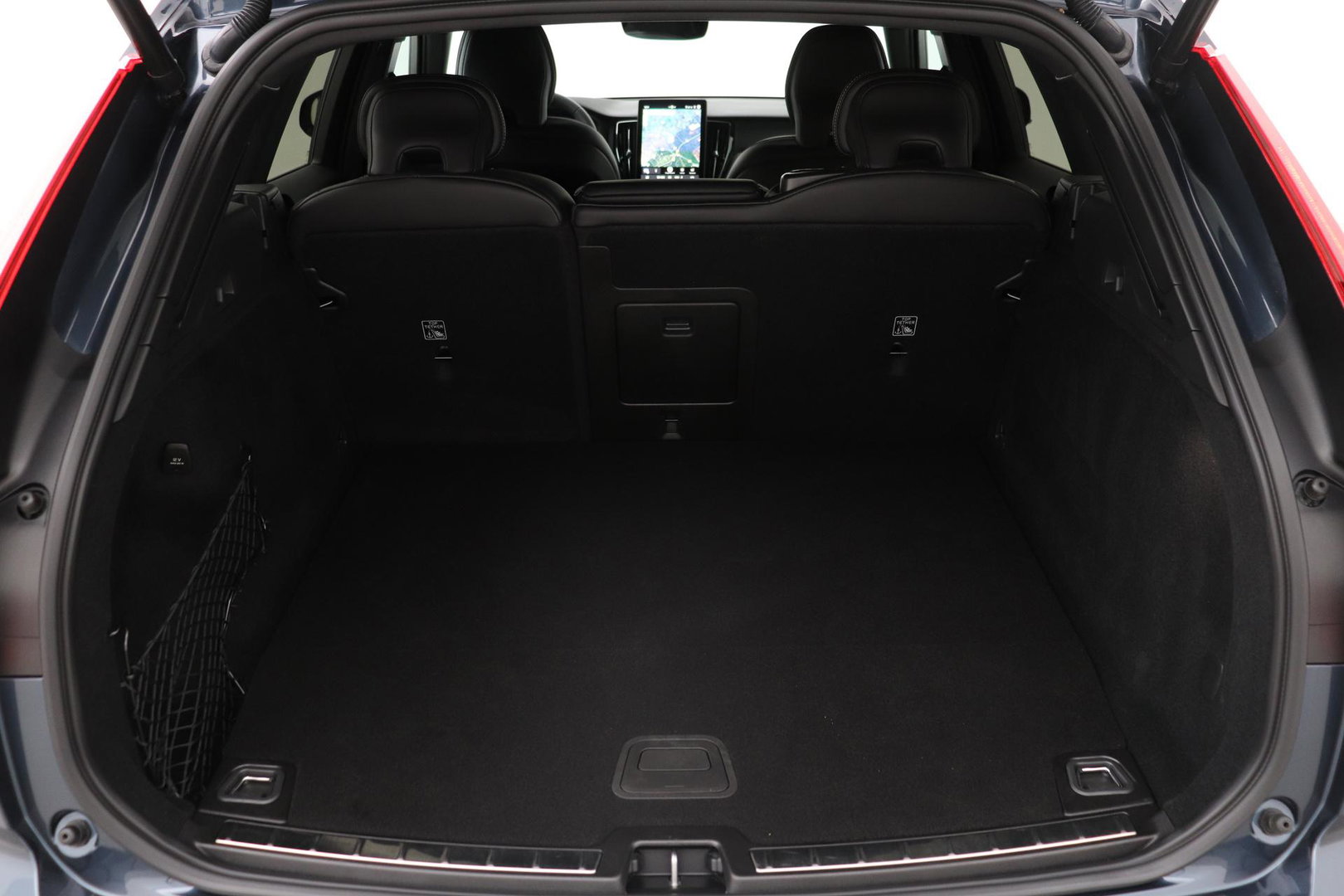 Volvo XC60 T8 Plus Black Edition | Harman/Kardon | ACC | 360° Camera | BLIS | Stoel+Stuurverwarming | Keyless | 21 Inch