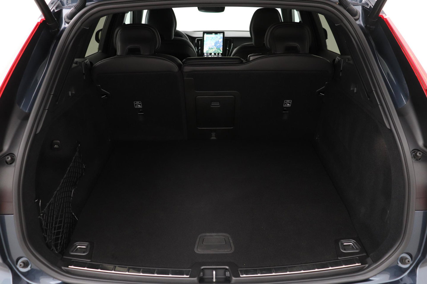 Volvo XC60 T8 Plus Black Edition | Harman/Kardon | ACC | 360° Camera | BLIS | Stoel+Stuurverwarming | Keyless | 21 Inch