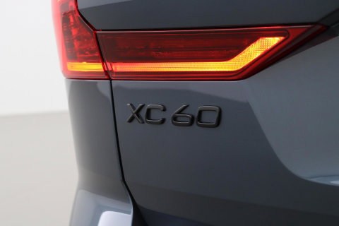 Volvo XC60 T8 Plus Black Edition | Harman/Kardon | ACC | 360° Camera | BLIS | Stoel+Stuurverwarming | Keyless | 21 Inch