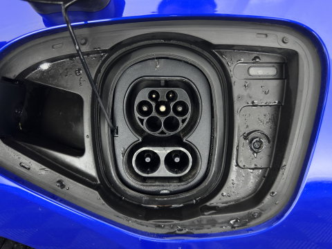 Jaguar I-PACE EV400 Business Edition SE 90 kWh Aut. *PANO | LEATHER | FULL-LED | HEATED-SPORTSEATS | MEMORY-PACK | BLIND-SPOT | MERIDIAN-SOUND | DIGI-COCKPIT | PRIVACY-GLASS | AMBIENT-LIGHT | CAMERA | KEYLESS | 20''ALU*