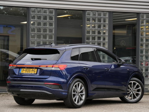Audi Q4 e-tron 40 S-COMPETITION/ S-LINE/ LEER/ TREKHAAK/ ELEKT. STOEL/ SOH 94%