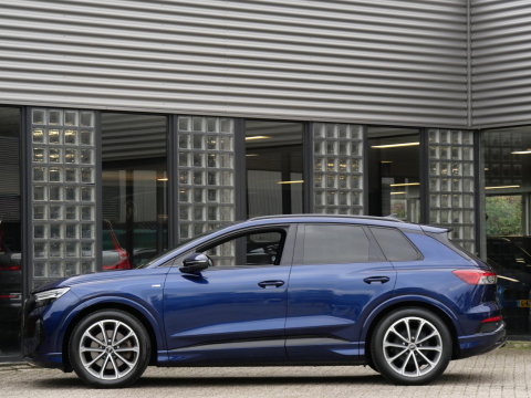 Audi Q4 e-tron 40 S-COMPETITION/ S-LINE/ LEER/ TREKHAAK/ ELEKT. STOEL/ SOH 94%