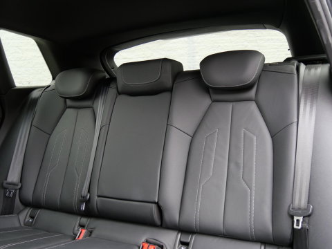 Audi Q4 e-tron 40 S-COMPETITION/ S-LINE/ LEER/ TREKHAAK/ ELEKT. STOEL/ SOH 94%