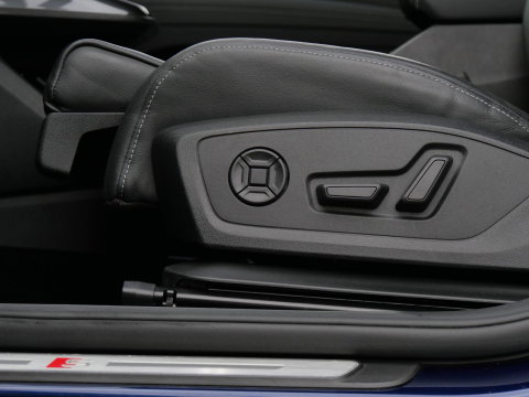 Audi Q4 e-tron 40 S-COMPETITION/ S-LINE/ LEER/ TREKHAAK/ ELEKT. STOEL/ SOH 94%