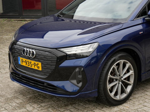 Audi Q4 e-tron 40 S-COMPETITION/ S-LINE/ LEER/ TREKHAAK/ ELEKT. STOEL/ SOH 94%
