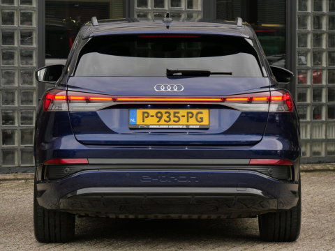Audi Q4 e-tron 40 S-COMPETITION/ S-LINE/ LEER/ TREKHAAK/ ELEKT. STOEL/ SOH 94%