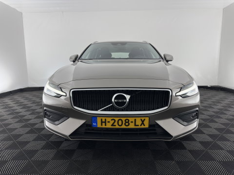 Volvo V60 2.0 D4 Momentum Pro (INCL.BTW) Aut. *LEATHER | FULL-LED | HEATED-COMFORTSEATS | DIGI-COCKPIT | CARPLAY | NAVI-FULLMAP | ECC | PDC | CRUISE | 17''ALU | TOWBAR*