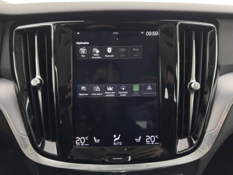 Volvo V60 2.0 D4 Momentum Pro (INCL.BTW) Aut. *LEATHER | FULL-LED | HEATED-COMFORTSEATS | DIGI-COCKPIT | CARPLAY | NAVI-FULLMAP | ECC | PDC | CRUISE | 17''ALU | TOWBAR*