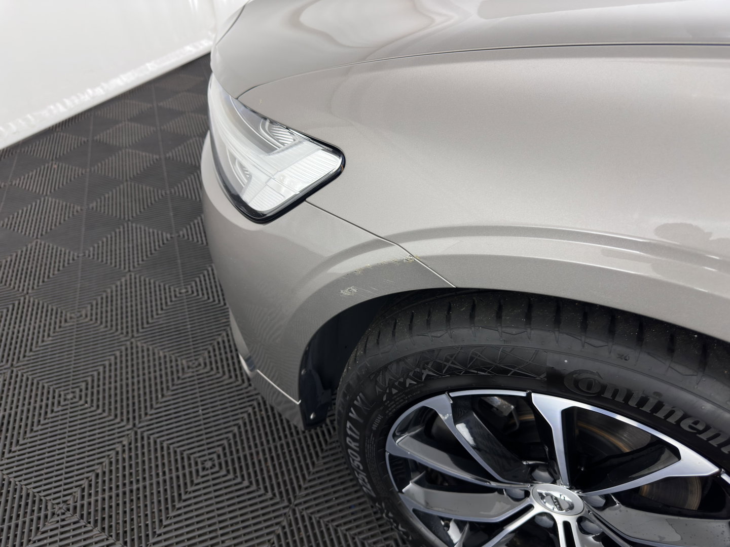 Volvo V60 2.0 D4 Momentum Pro (INCL.BTW) Aut. *LEATHER | FULL-LED | HEATED-COMFORTSEATS | DIGI-COCKPIT | CARPLAY | NAVI-FULLMAP | ECC | PDC | CRUISE | 17''ALU | TOWBAR*