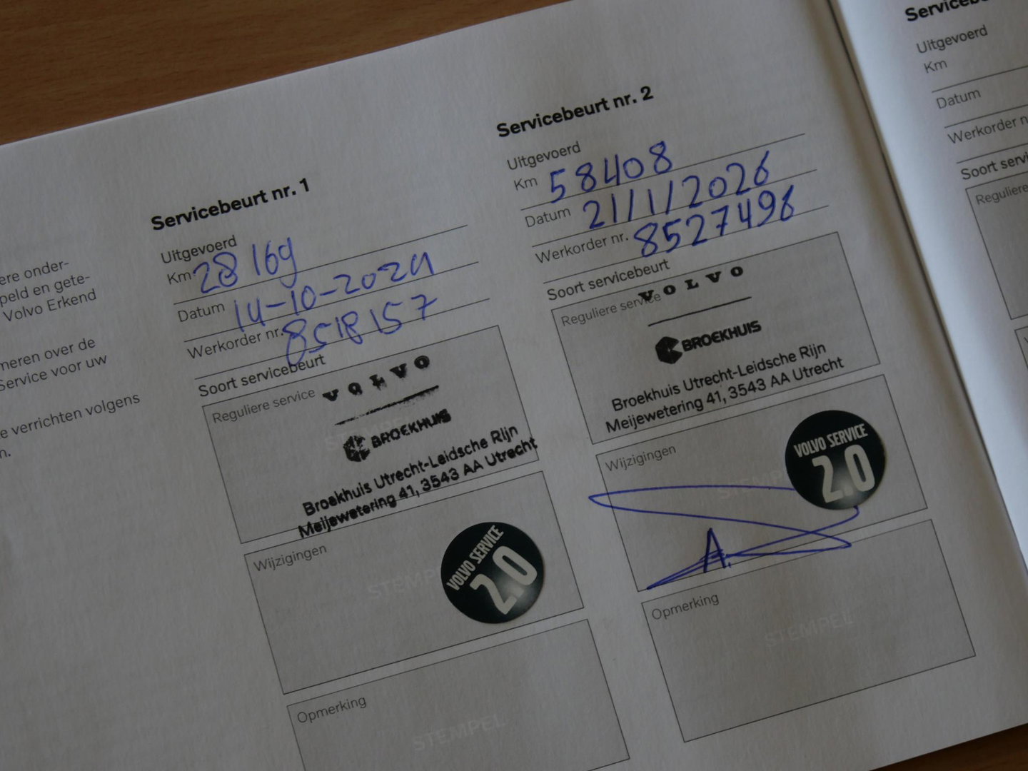 Volvo XC40 70kWh PLUS/ TREKHAAK/ ADAPTIVE CRUISE/ BLIS/ ELEKT. KLEP/ SOH 96%