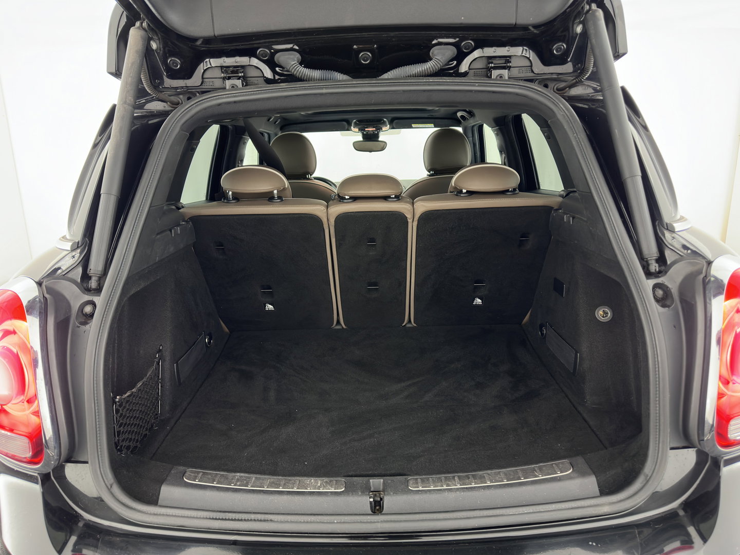 MINI Countryman 1.5 Cooper S E ALL4 Aut. *PANO | LEATHER | FULL-LED | HARMAN/KARDON | ADAPTIVE-CRUISE | CAMERA | SPORTSEATS | PRIVACY-GLASS | NAVI-FULLMAP | ECC | PDC | 19''ALU*