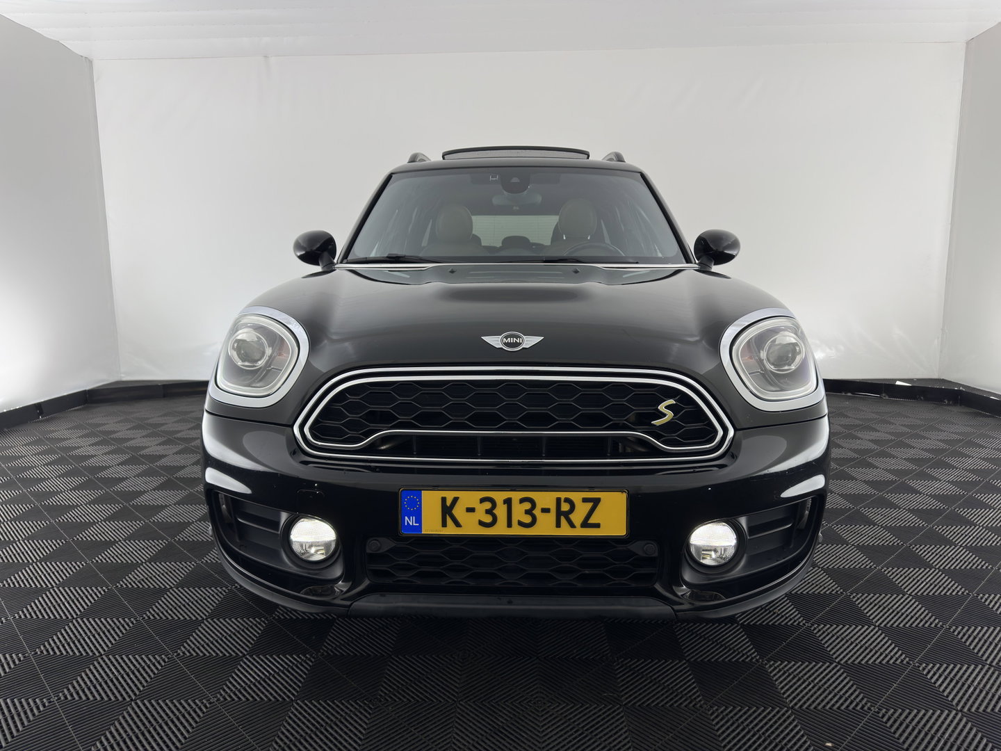 MINI Countryman 1.5 Cooper S E ALL4 Aut. *PANO | LEATHER | FULL-LED | HARMAN/KARDON | ADAPTIVE-CRUISE | CAMERA | SPORTSEATS | PRIVACY-GLASS | NAVI-FULLMAP | ECC | PDC | 19''ALU*