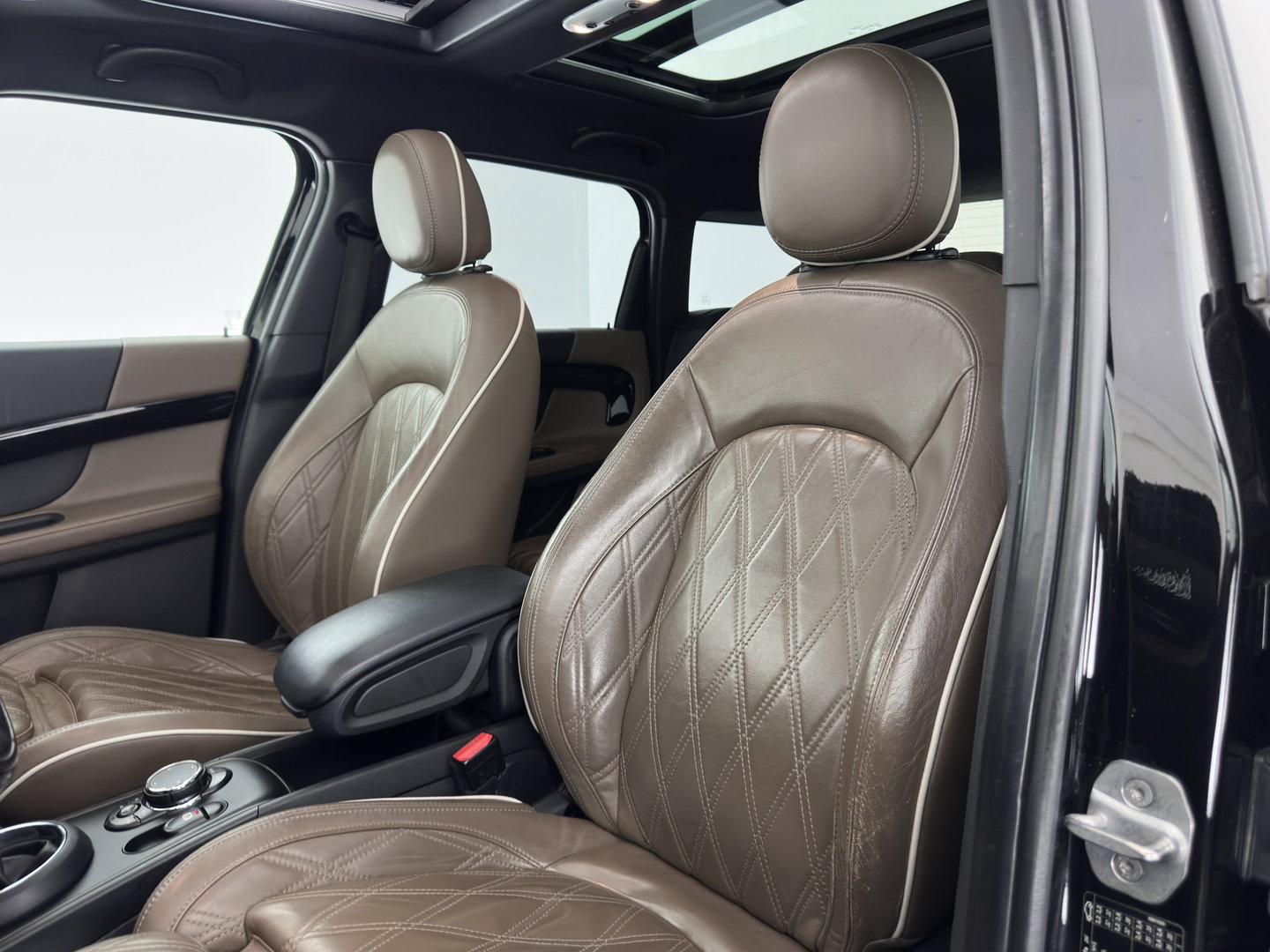 MINI Countryman 1.5 Cooper S E ALL4 Aut. *PANO | LEATHER | FULL-LED | HARMAN/KARDON | ADAPTIVE-CRUISE | CAMERA | SPORTSEATS | PRIVACY-GLASS | NAVI-FULLMAP | ECC | PDC | 19''ALU*