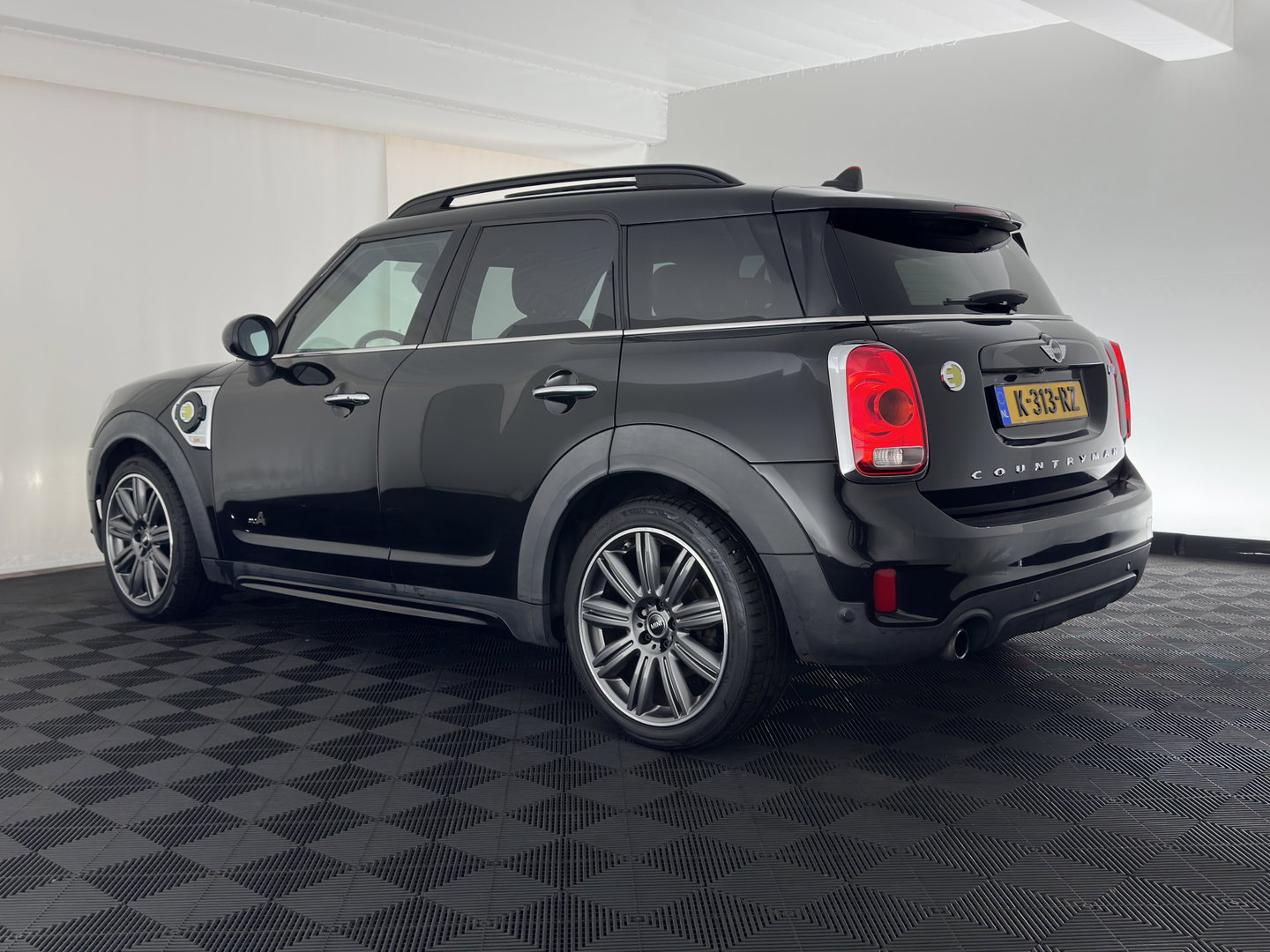 MINI Countryman 1.5 Cooper S E ALL4 Aut. *PANO | LEATHER | FULL-LED | HARMAN/KARDON | ADAPTIVE-CRUISE | CAMERA | SPORTSEATS | PRIVACY-GLASS | NAVI-FULLMAP | ECC | PDC | 19''ALU*