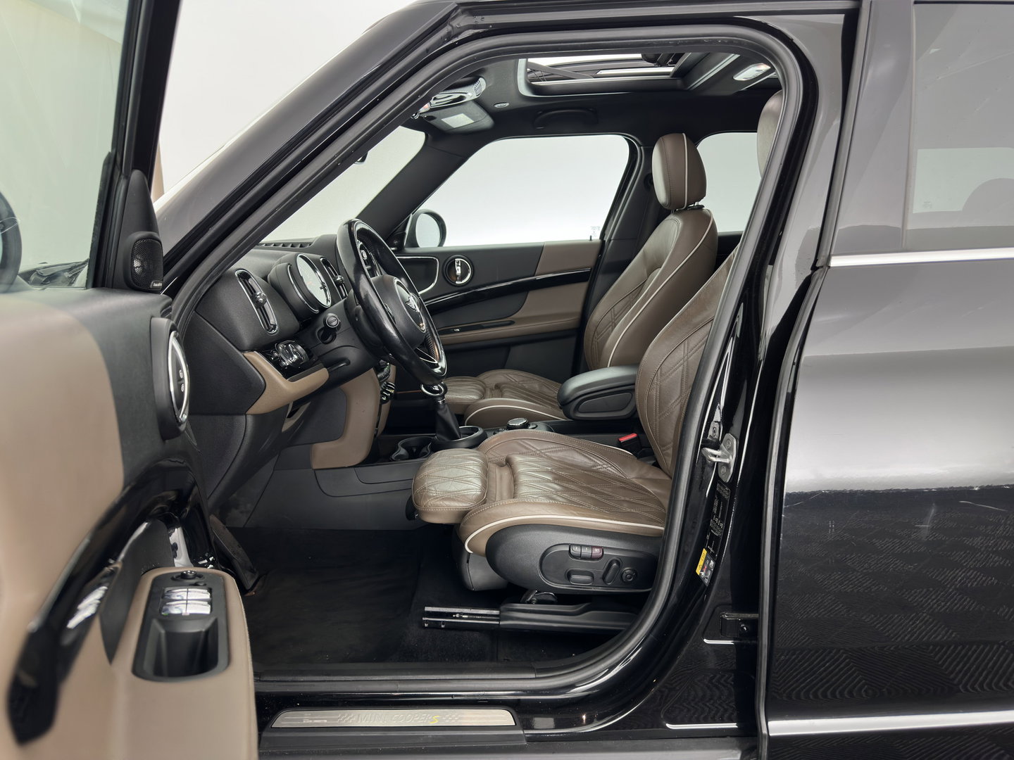 MINI Countryman 1.5 Cooper S E ALL4 Aut. *PANO | LEATHER | FULL-LED | HARMAN/KARDON | ADAPTIVE-CRUISE | CAMERA | SPORTSEATS | PRIVACY-GLASS | NAVI-FULLMAP | ECC | PDC | 19''ALU*