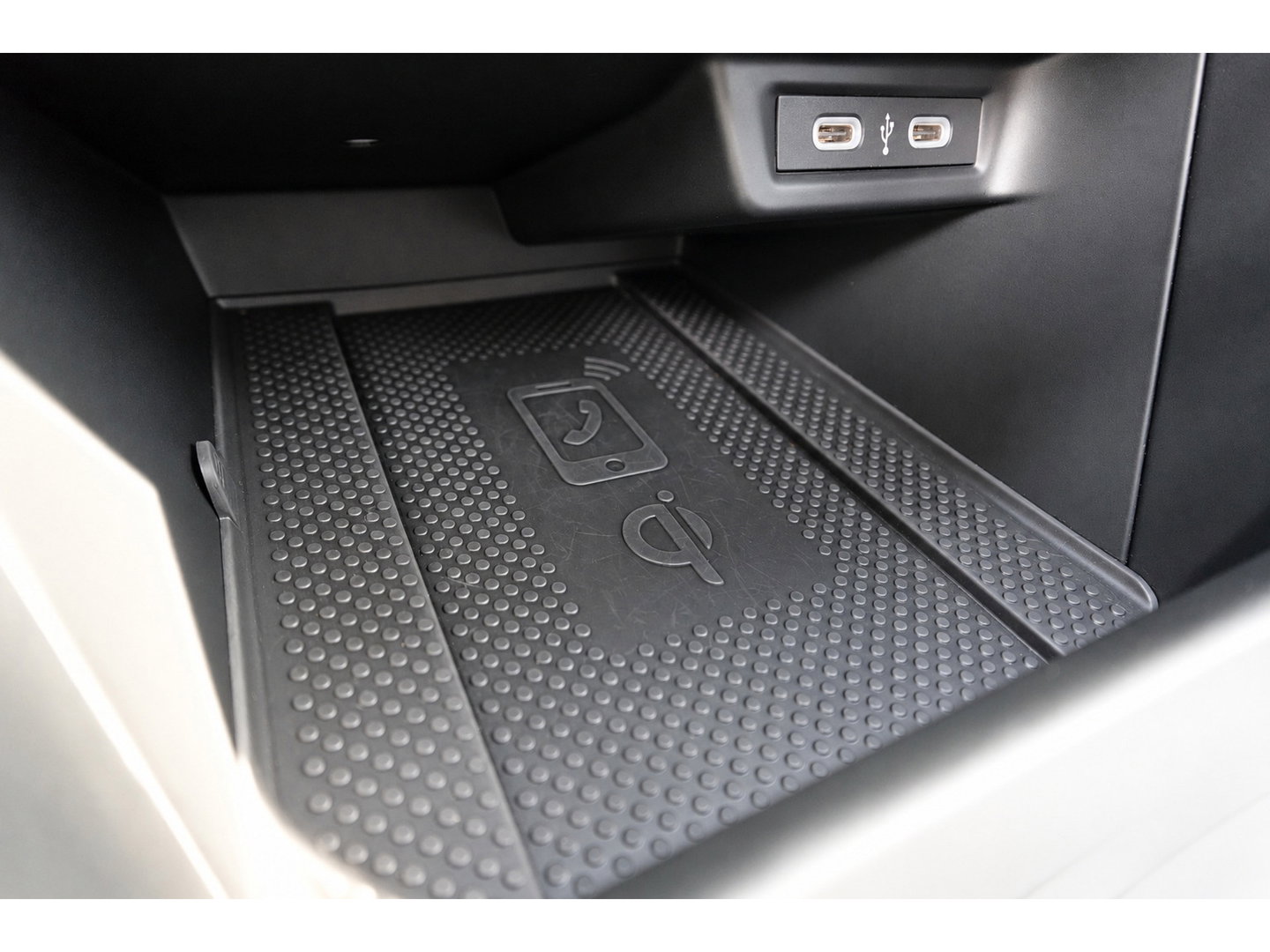 Volkswagen Taigo 1.5 TSI R-Line PANO KEYLESS CAM