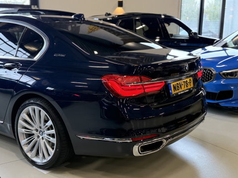 BMW 7 Serie 740e Lang 326PK xDrive VIP / Skylounge / Massage / Laser / 360°