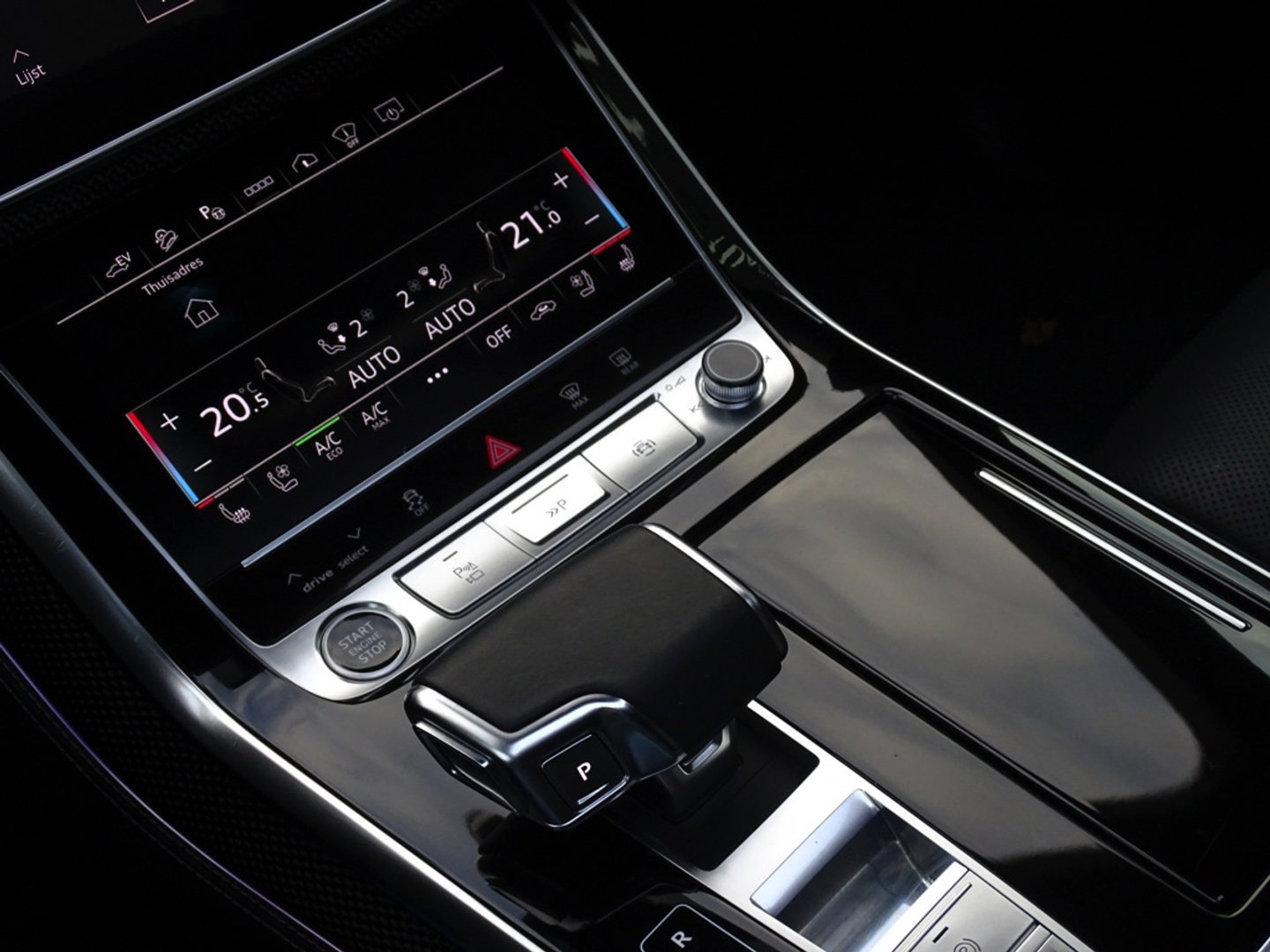 Audi Q8 55 TFSI e 381PK Quattro S line / Carbon / 23'' / B&O / 360°