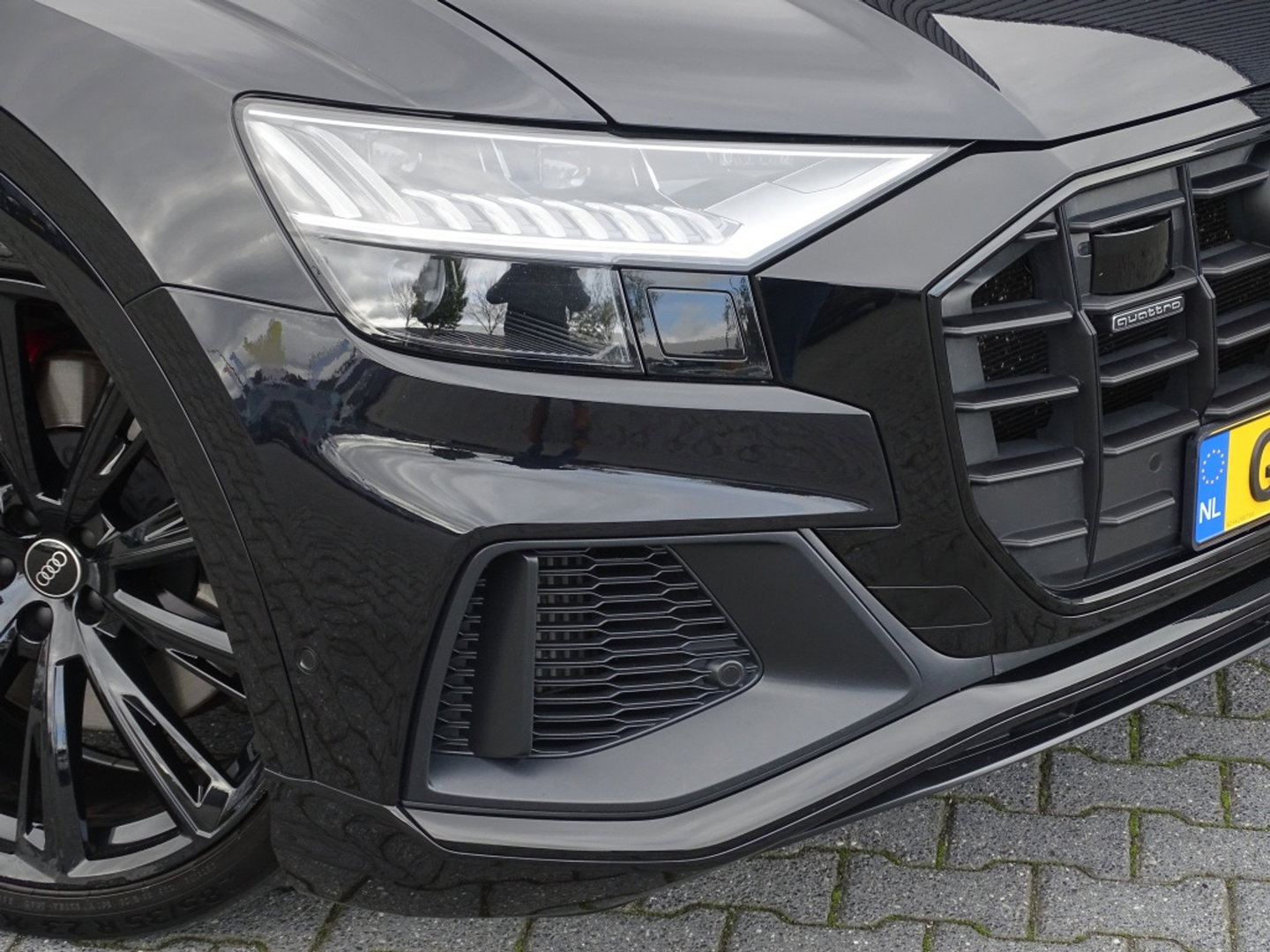 Audi Q8 55 TFSI e 381PK Quattro S line / Carbon / 23'' / B&O / 360°