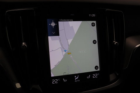 Volvo V60 T6 R-Design | Long Range | ACC | Stoelverwarming | Trekhaak | Camera | Keyless | Memory | 19 Inch
